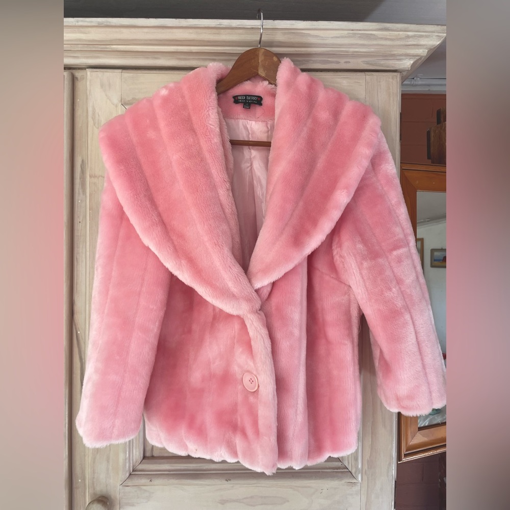 Cute lil vintage pink jacket